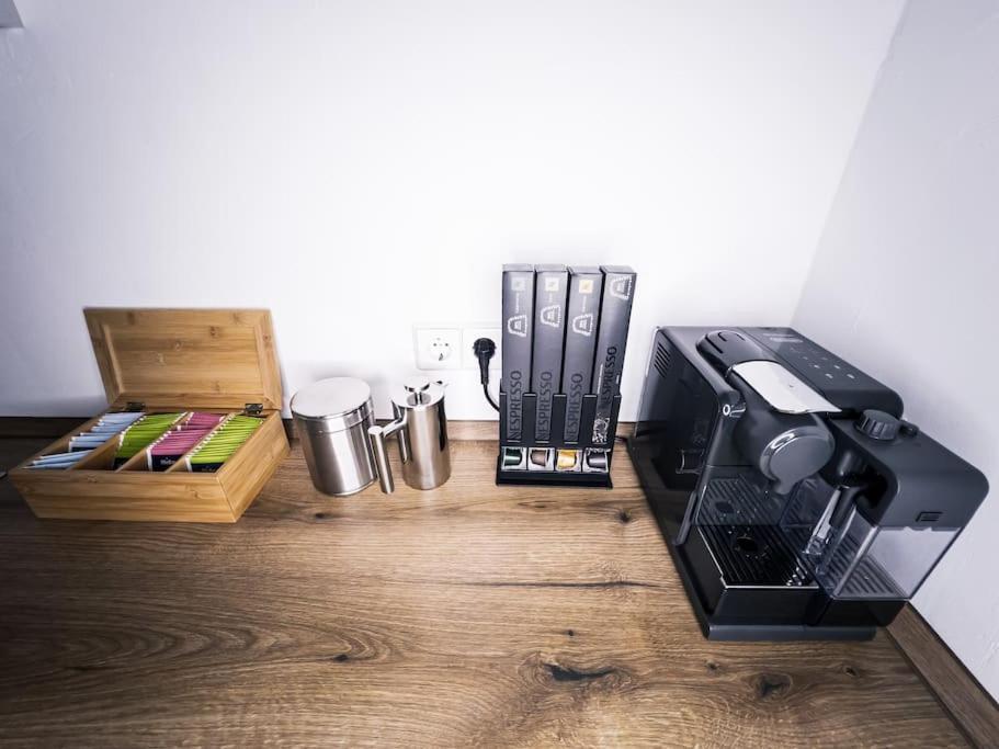 Wohlfuehl-Oase Mitten In Der Stadt - Garten, Grill, Netflix Und Drucker Leipzig Exterior foto